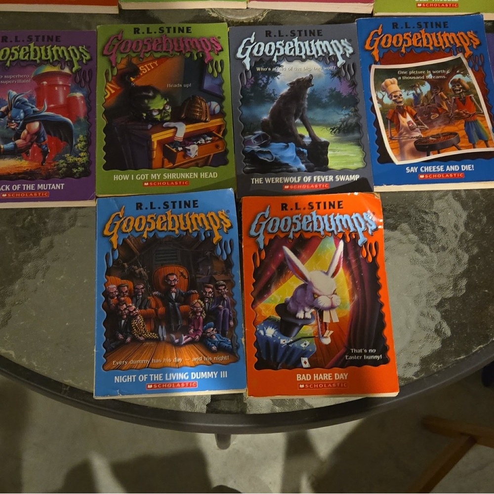 Kids Book Collection - Assorted Color Covers - Picture 2 of 4